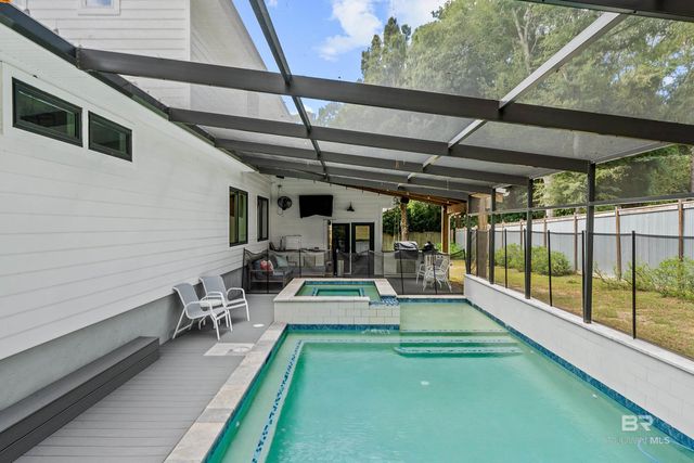 703 Jordan Lane, Daphne, AL 36526