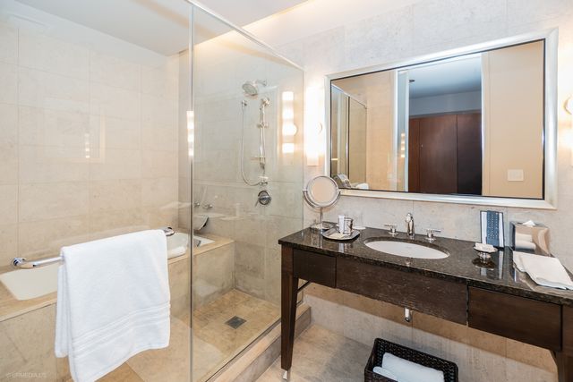 401 N WABASH Avenue 2530, Chicago, IL 60611