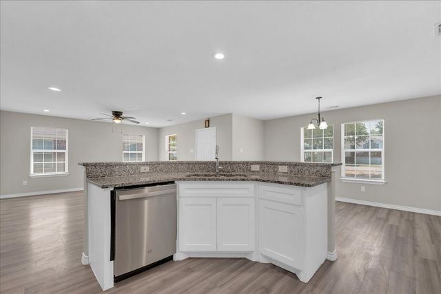 808 SW 24th Street, Mineral Wells, TX 76067