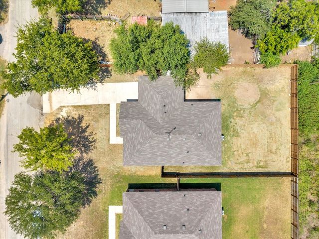 808 SW 24th Street, Mineral Wells, TX 76067