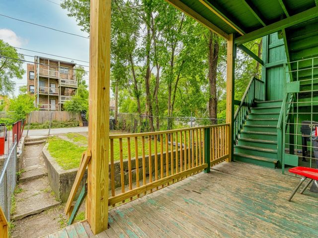 2823 W Flournoy Street, Chicago, IL 60612