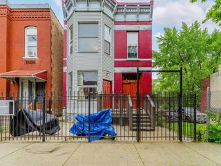 2823 W Flournoy Street, Chicago, IL 60612