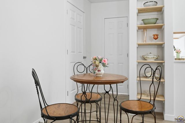 724 Ellinwood ST, Osage City, KS 66523