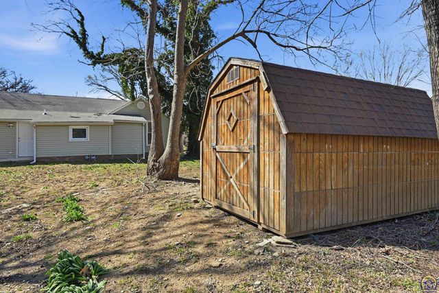 724 Ellinwood ST, Osage City, KS 66523