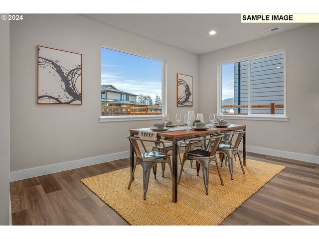 16548 Se SNOW BLANKET Ter, Happy Valley, OR 97086