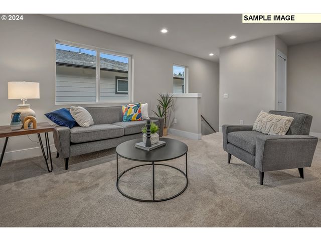 16548 Se SNOW BLANKET Ter, Happy Valley, OR 97086