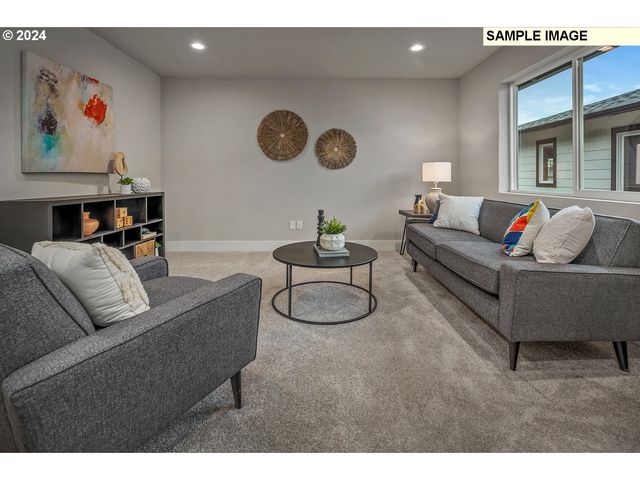 16548 Se SNOW BLANKET Ter, Happy Valley, OR 97086