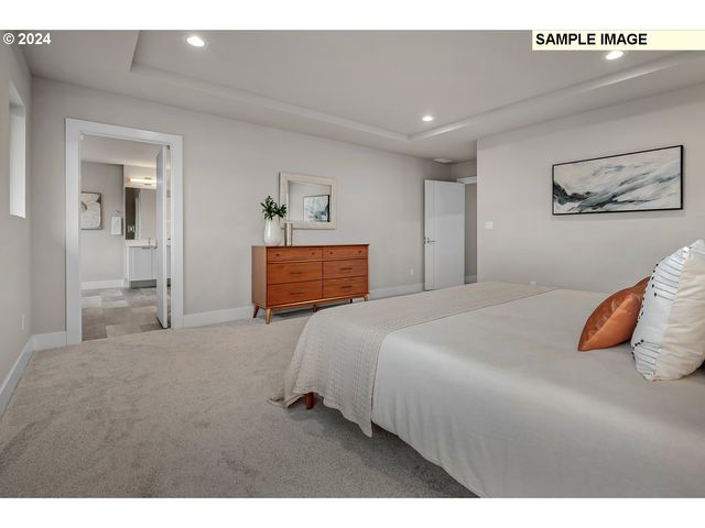 16548 Se SNOW BLANKET Ter, Happy Valley, OR 97086