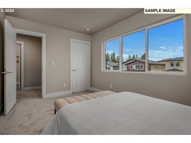 16548 Se SNOW BLANKET Ter, Happy Valley, OR 97086