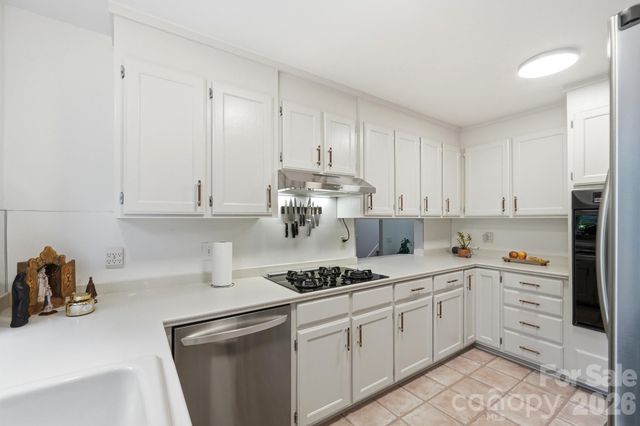 7045 Burlwood Road, Charlotte, NC 28211