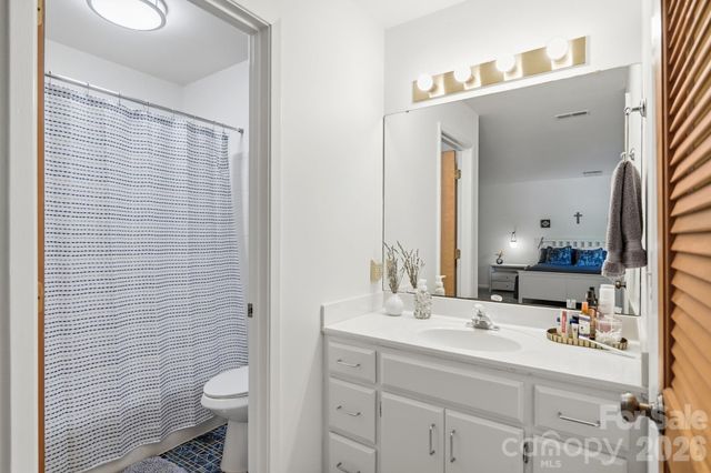 7045 Burlwood Road, Charlotte, NC 28211