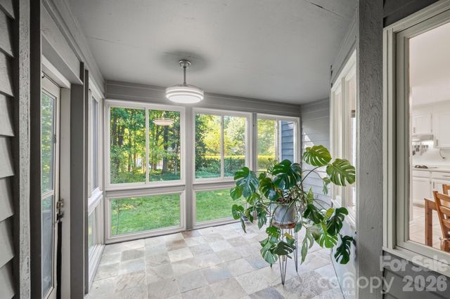 7045 Burlwood Road, Charlotte, NC 28211