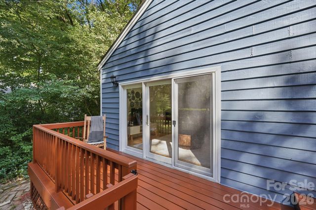 7045 Burlwood Road, Charlotte, NC 28211
