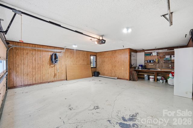 7045 Burlwood Road, Charlotte, NC 28211