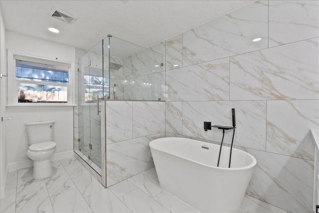 8011 Richmond Avenue, Houston, TX 77063