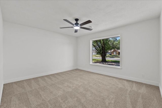 8011 Richmond Avenue, Houston, TX 77063