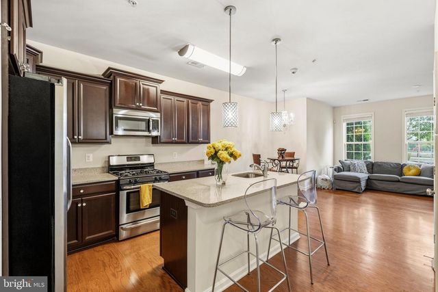 2643 CAMPUS WAY N, Glenarden, MD 20706