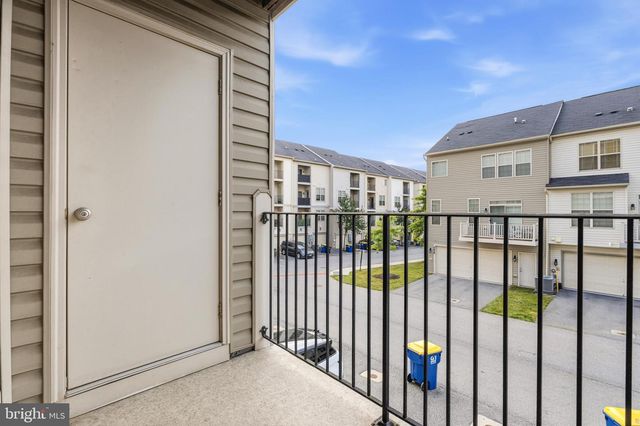 2643 CAMPUS WAY N, Glenarden, MD 20706