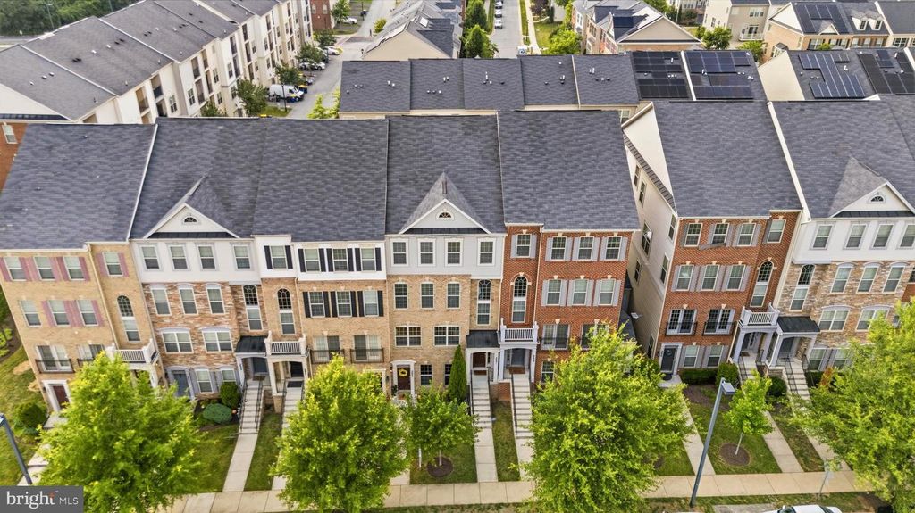 2643 CAMPUS WAY N, Glenarden, MD 20706