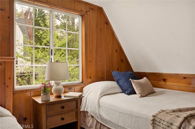 248 Oak, Lake Arrowhead, CA 92352