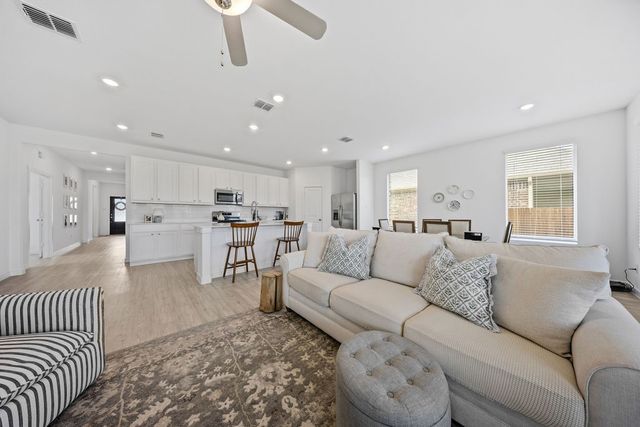 7033 Black Ash Lane, Mckinney, TX 75071