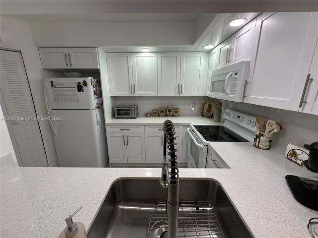 12650 SW 6th Street 412K, Pembroke Pines, FL 33027