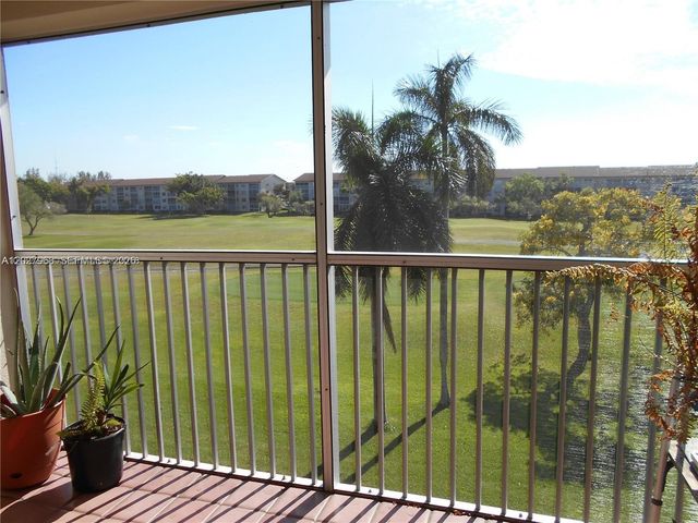 12650 SW 6th Street 412K, Pembroke Pines, FL 33027