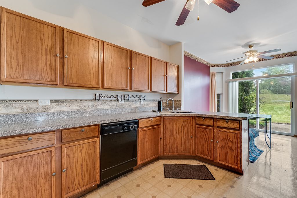 1220 Courtland Circle 1220, Plainfield, IL 60586 — photo 4
