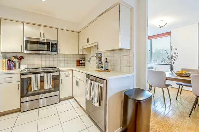 1050 Wall Street 3D, Ann Arbor, MI 48105