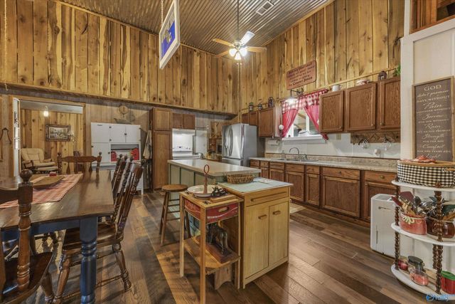 840 Bates Hollow Road, Prospect, TN 38477