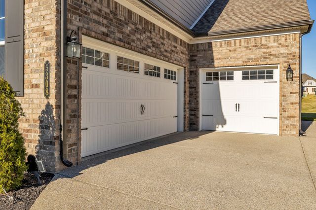 5308 Eagle Trail Ct, Franklin, TN 37064