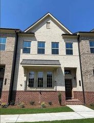 369 Commons Avenue, Woodstock, GA 30188