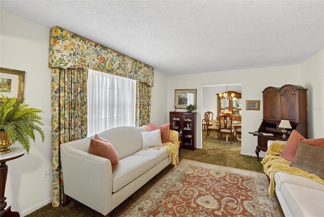 6211 ELM SQUARE W, Lakeland, FL 33813