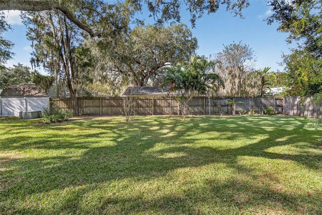 6211 ELM SQUARE W, Lakeland, FL 33813