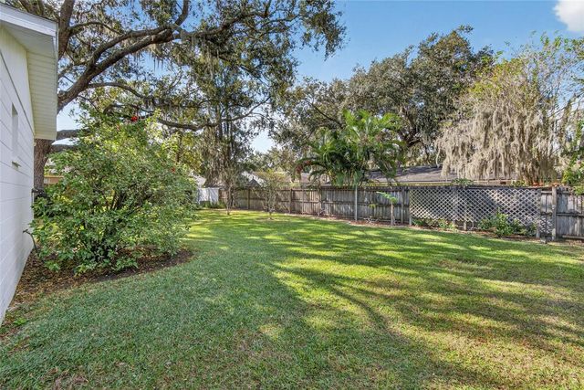 6211 ELM SQUARE W, Lakeland, FL 33813