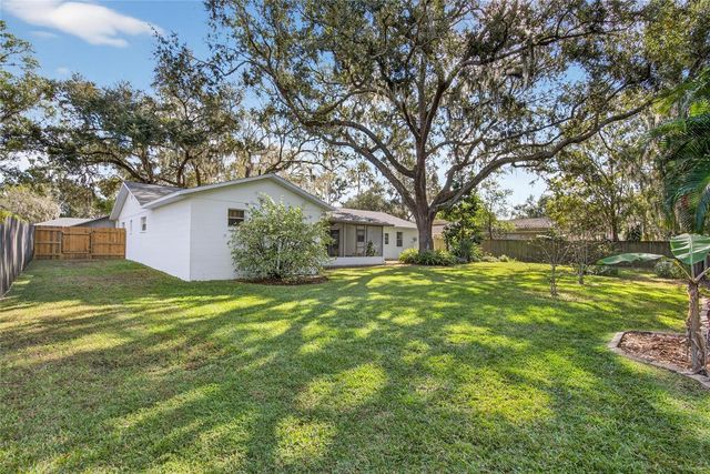 6211 ELM SQUARE W, Lakeland, FL 33813