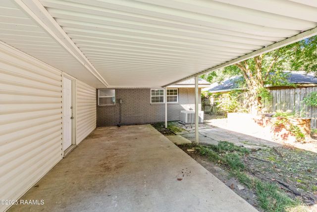 113 Driftwood Drive, Lafayette, LA 70503