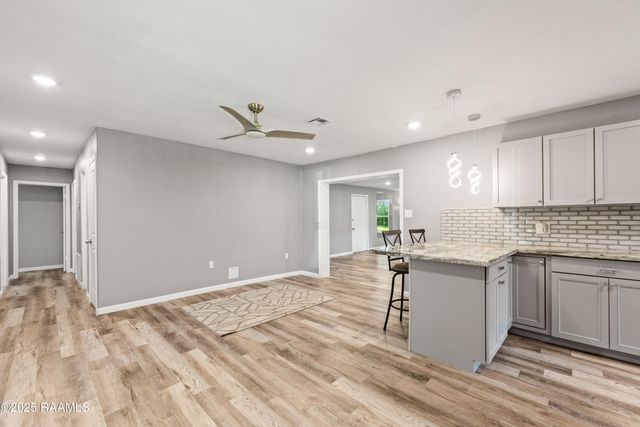 113 Driftwood Drive, Lafayette, LA 70503