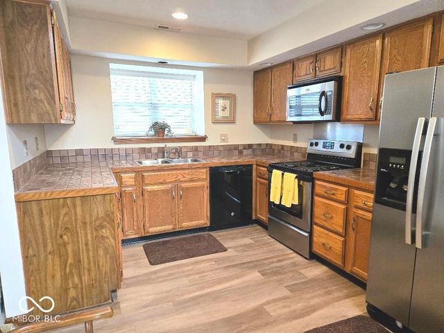 4842 Pennington Court, Indianapolis, IN 46254