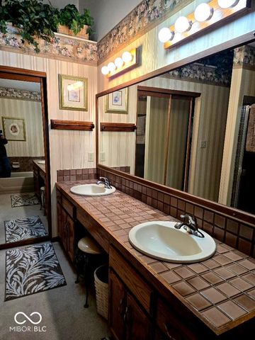 4842 Pennington Court, Indianapolis, IN 46254