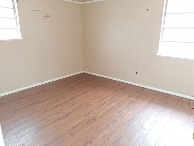 7232 Brooks Avenue, Richland Hills, TX 76118