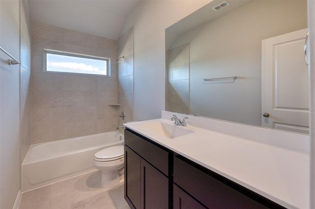 739 Hidden Meadow Street, Bonney, TX 77583