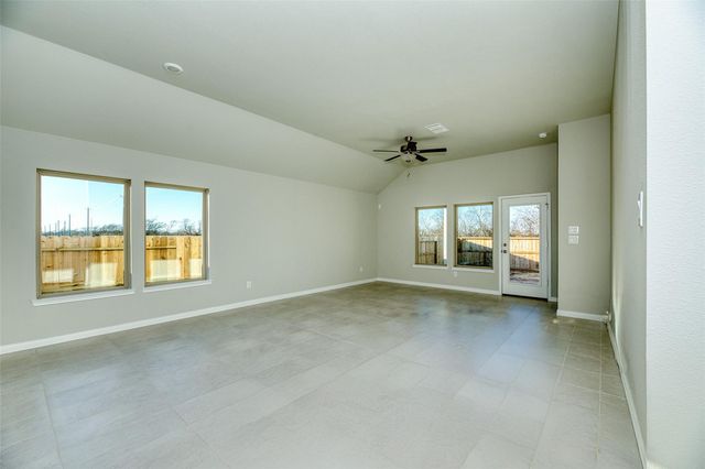 739 Hidden Meadow Street, Bonney, TX 77583