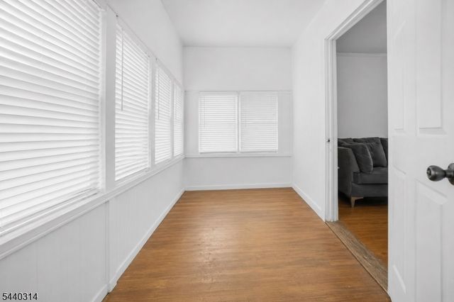 196 S 6Th St, Newark City, NJ 07103