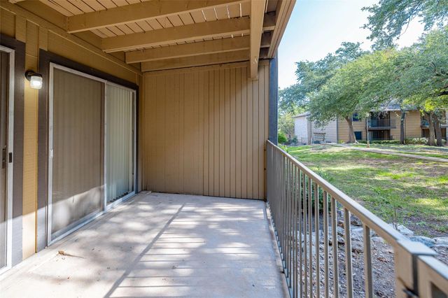 3600 Greystone DR 1208, Austin, TX 78731