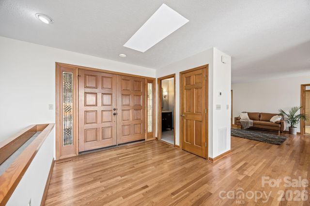 1105 High Vista Drive, Mills River, NC 28759