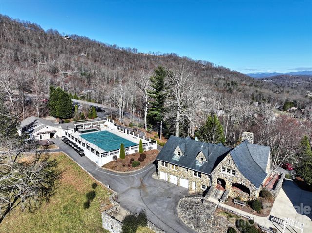 1105 High Vista Drive, Mills River, NC 28759