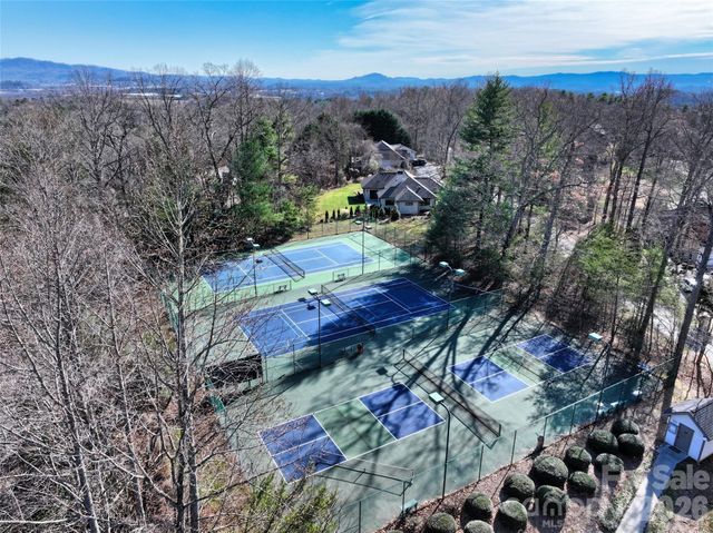 1105 High Vista Drive, Mills River, NC 28759