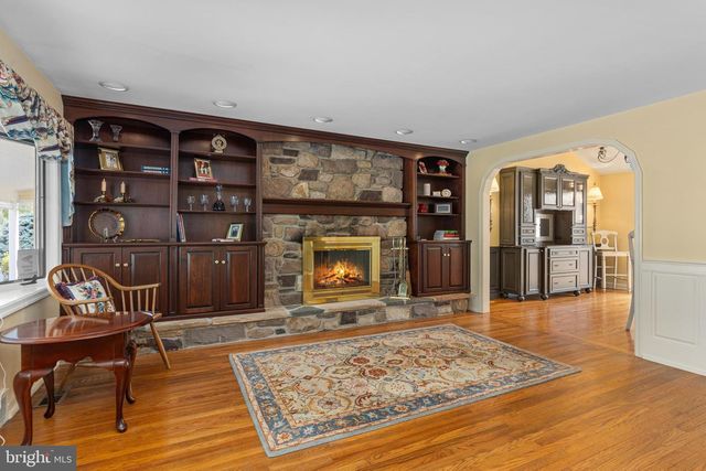 705 PHILLIPS RD, Warminster, PA 18974