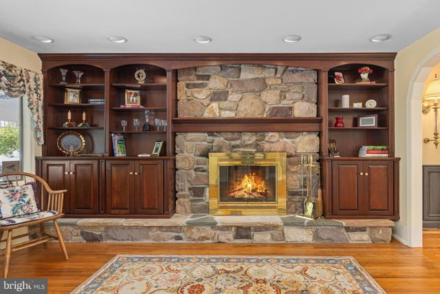 705 PHILLIPS RD, Warminster, PA 18974
